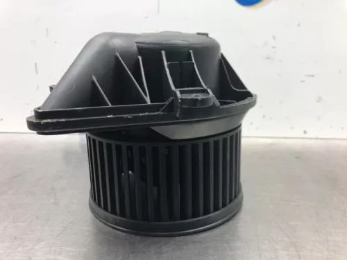 Kachel Ventilatiemotor-7745047