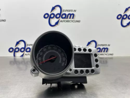 Kilometerteller KM-8300918