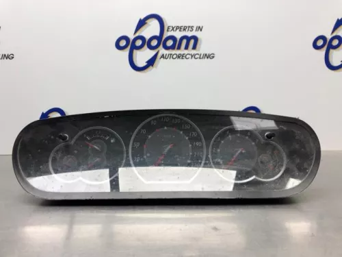 Kilometerteller KM-8236782