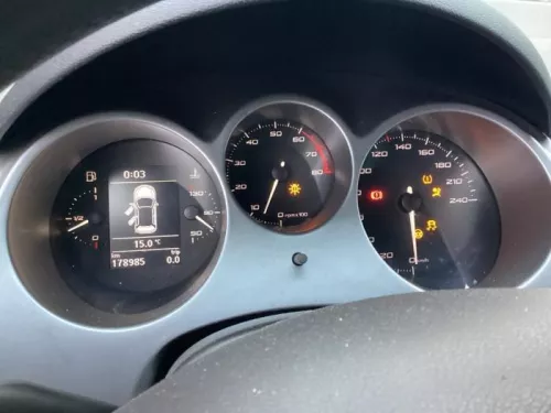 Kilometerteller KM-8251867