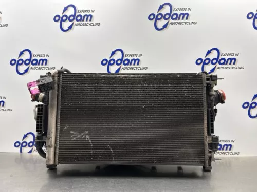 Koelerset-8226985 Koelerset-8226985