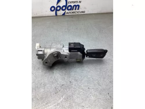 Kontaktslot+Sleutel-8291803