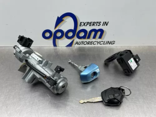 Kontaktslot+Sleutel-8292424