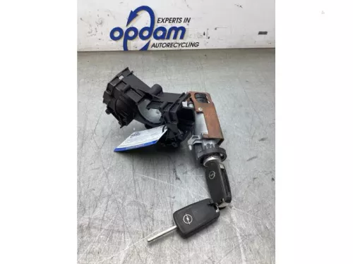 Kontaktslot+Sleutel-8133371