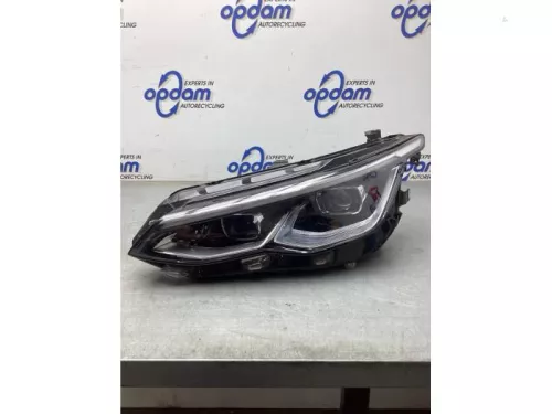 Koplamp links-8225633