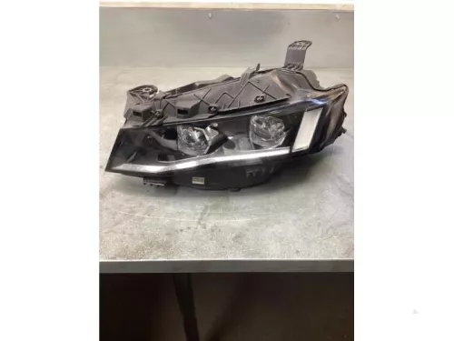 Koplamp links-8285417