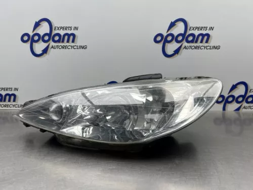 Koplamp links-8323102