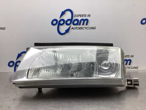 Koplamp links-8062282