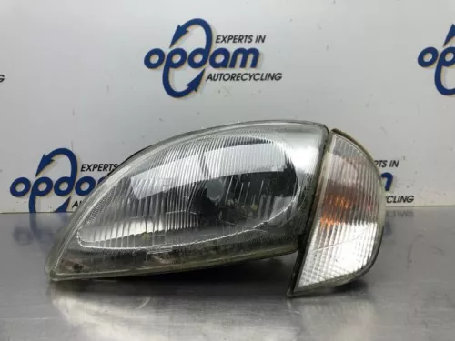 Koplamp links-8154501