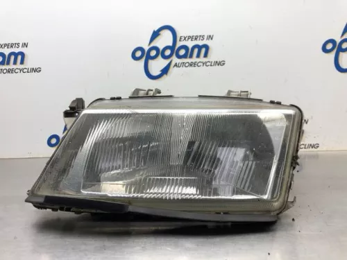 Koplamp links-8176464