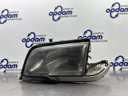 Koplamp links-8311300