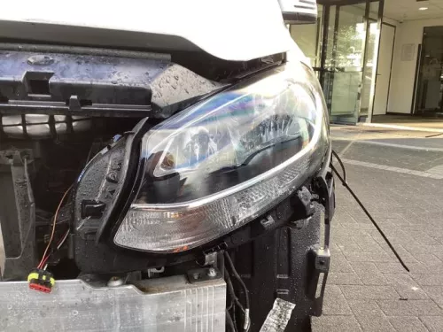 Koplamp links-8242368