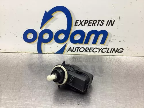 Koplampmotor-8076631