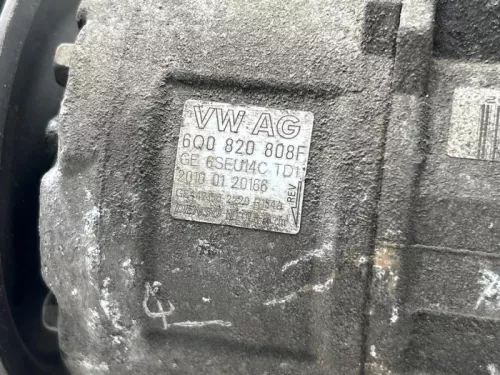 Volkswagen Aircopomp 6q0820808f cggb
