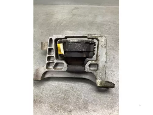 Motorsteun-8146356