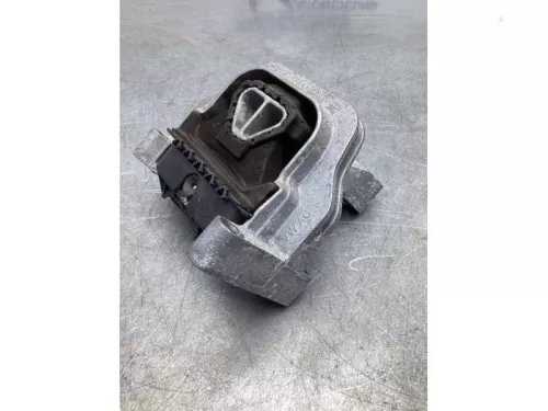 Motorsteun-6093868