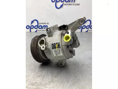 Mazda Aircopomp d09w61450 p5