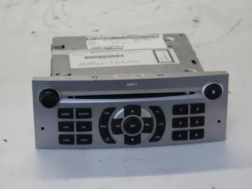 Radio-7880441