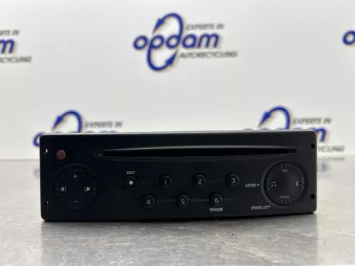 Radio CD Speler-8300875