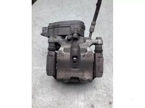 Remklauw (Tang) links-achter-8236219