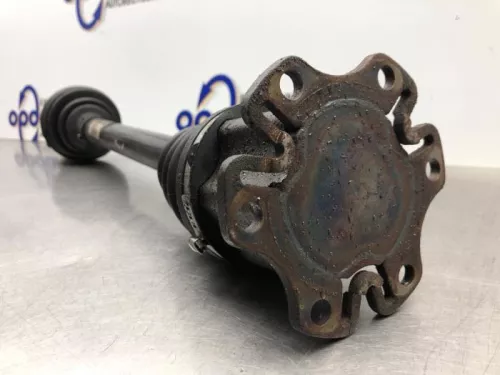 Aandrijfas links-voor Audi 4f0407271g gvc