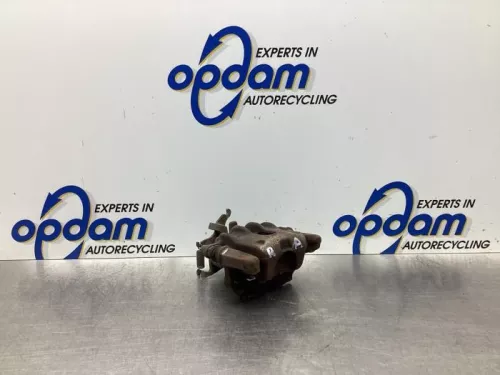 Remklauw (Tang) rechts-achter-7985937 Remklauw (Tang) rechts-achter-7985937