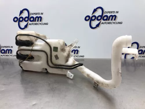 Ruitensproeiertank voor-8174412