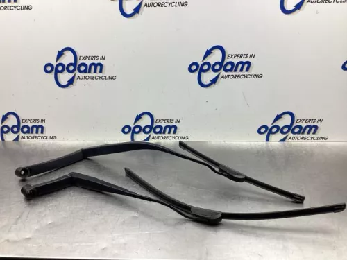 Ruitenwisserarm voor-8099326