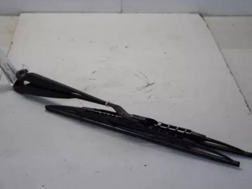 Ruitenwisserarm voor-7880597