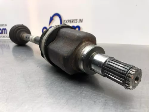 Aandrijfas links-voor Suzuki 4410251k00