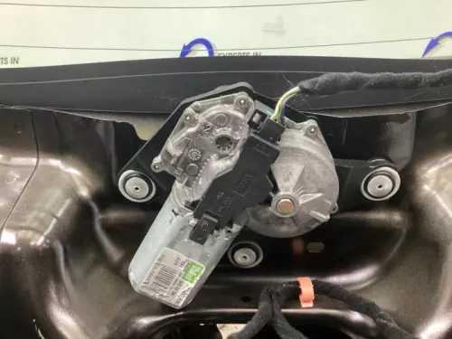 Ruitenwissermotor achter-8167482