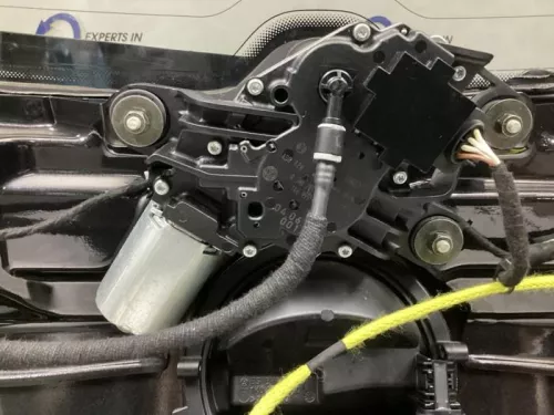 Ruitenwissermotor achter-8289758