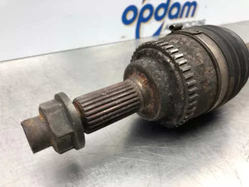 Aandrijfas links-voor Suzuki