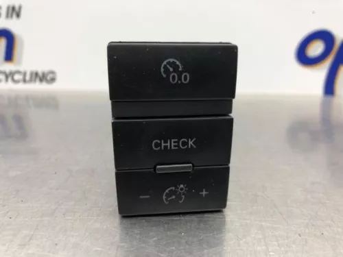 Schakelaar boordcomputer-8063508 Schakelaar boordcomputer-8063508