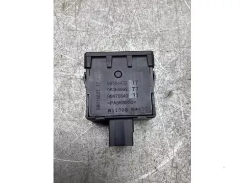 Schakelaar Koplamp Ihv-8203659