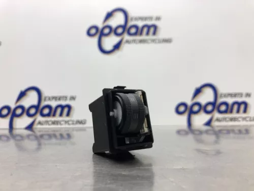 Schakelaar Koplamp Ihv-8199579