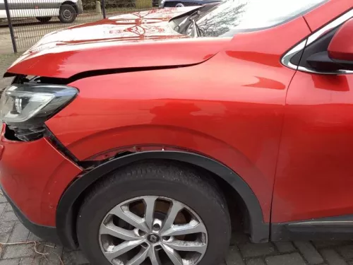 Scherm links-voor-7942250