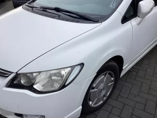 Scherm links-voor-8277110