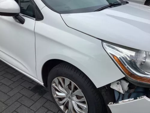 Scherm rechts-voor-8219172