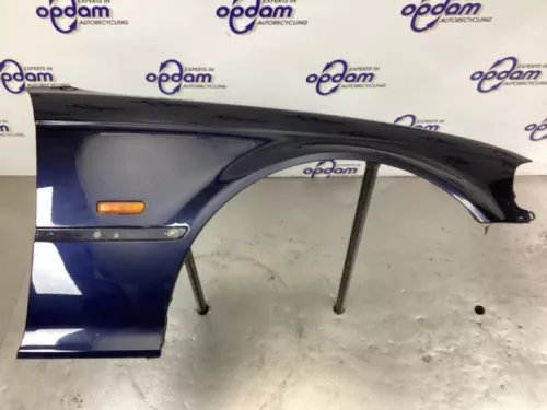 Scherm rechts-voor-8236793