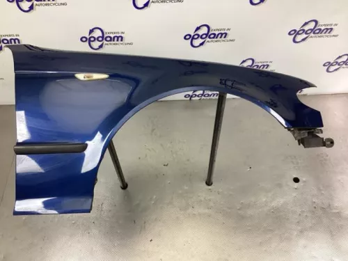 Scherm rechts-voor-8189861