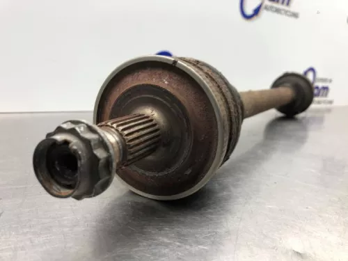 Aandrijfas rechts-achter-8143188