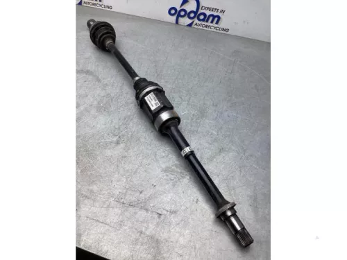 Aandrijfas rechts-voor Mazda gtu12550x f6w30