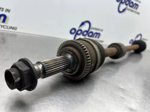 Aandrijfas rechts-voor Hyundai 49501b9000 pt62
