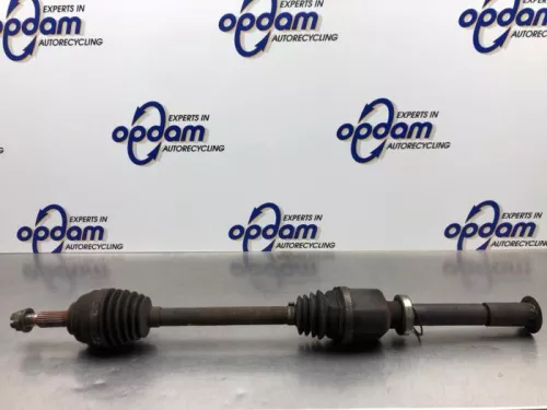 Aandrijfas rechts-voor Renault 8200261838 dp0074