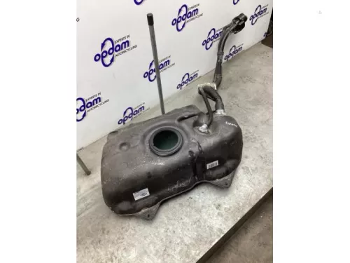 Tank-8102745