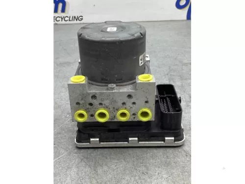 ABS Pomp-7745081