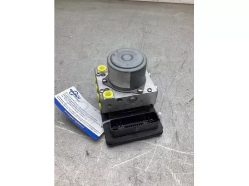 ABS Pomp-8202833