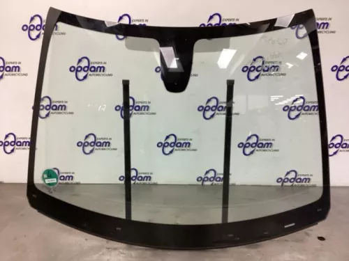 Voorruit-8184557 Voorruit-8184557