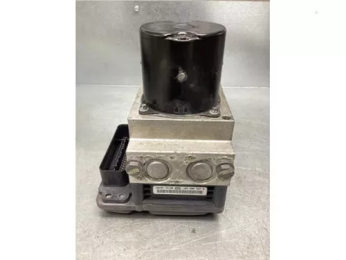 ABS Pomp-7926448